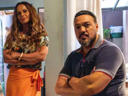 saiba-em-qual-situacao-personagens-de-belo-e-viviane-araujo-se-beijarao-em-“tres-gracas”