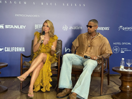 lore-improta-e-leo-santana-celebram-sucesso-da-“noite-da-aclamacao”:-“legado”