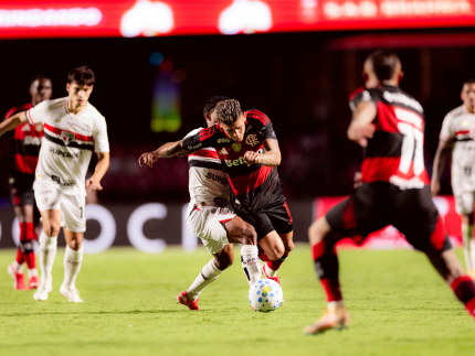 cbf-divulga-audio-do-var-sobre-penalti-nao-marcado-para-o-flamengo-na-estreia-do-brasileirao