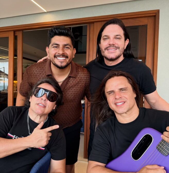 “Uma tarde, um sonho”: Cantor acreano compartilha momento histórico com integrantes da Calcinha Preta