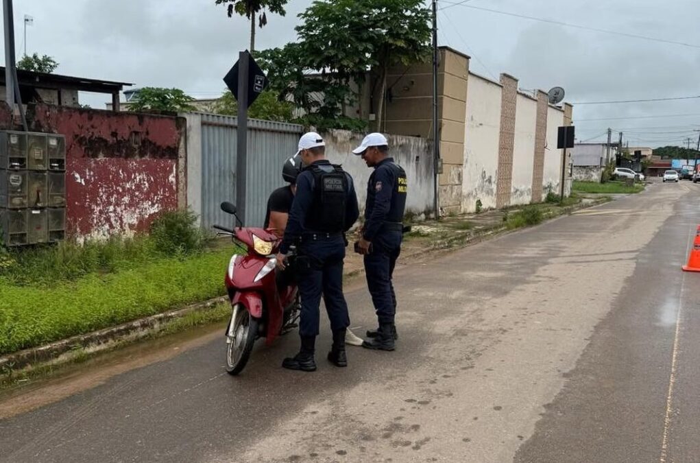 8º BPM prende em flagrante motociclista embriagado em Sena Madureira