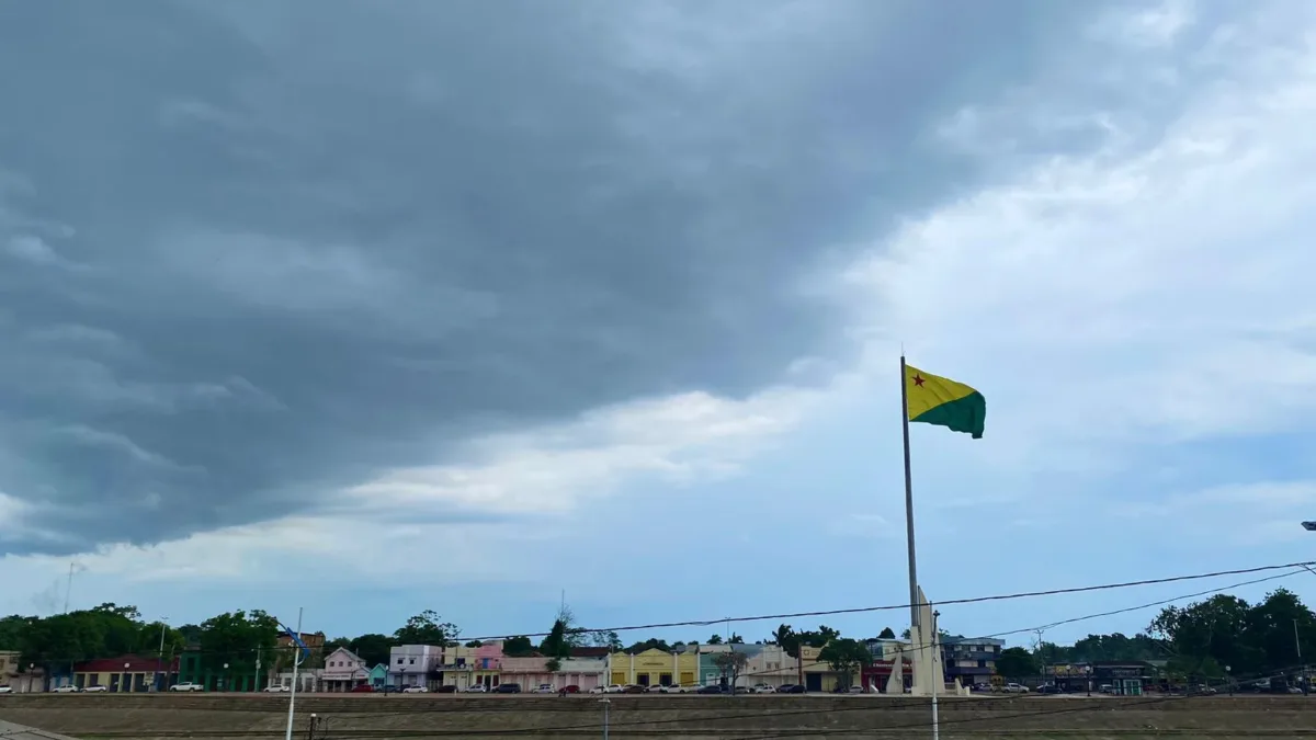 Calor predomina no Acre nesta sexta-feira, com sol, ventos e chuvas isoladas em todas as regiões