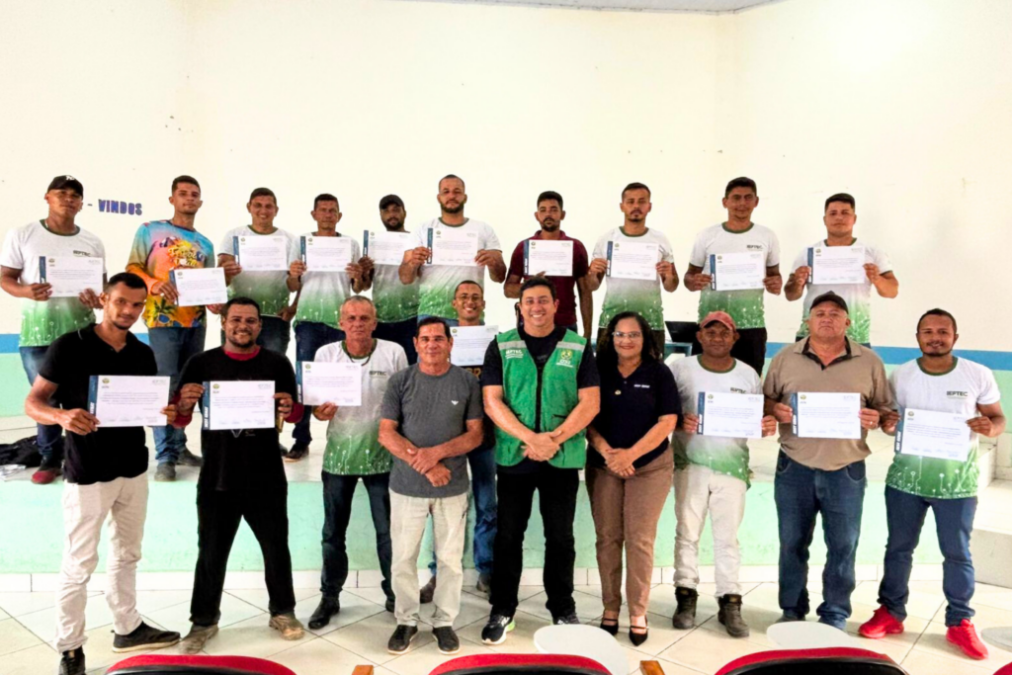 Ieptec contempla Santa Rosa do Purus com cursos de carpinteiro e eletricista