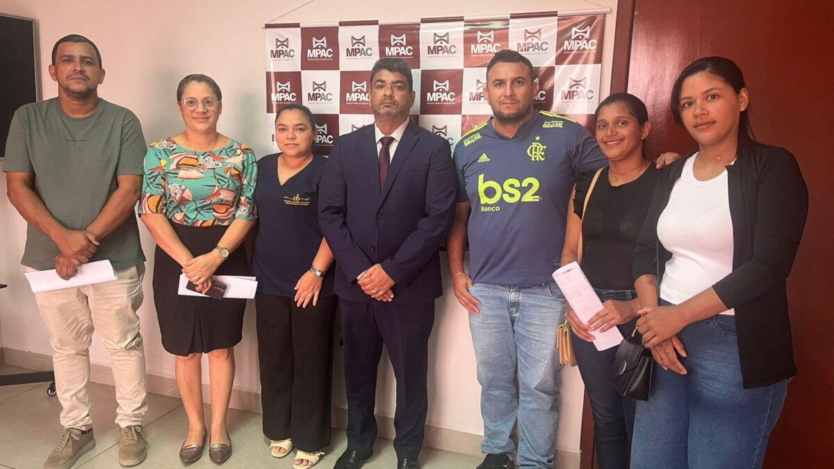 Vereadora Ivoneide Bernardino pede intervenção do MP contra fechamento de escola em Sena Madureira