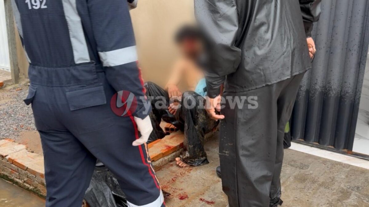 Desentendimento por venda de motocicleta termina com homem ferido à golpes de faca em Rio Branco
