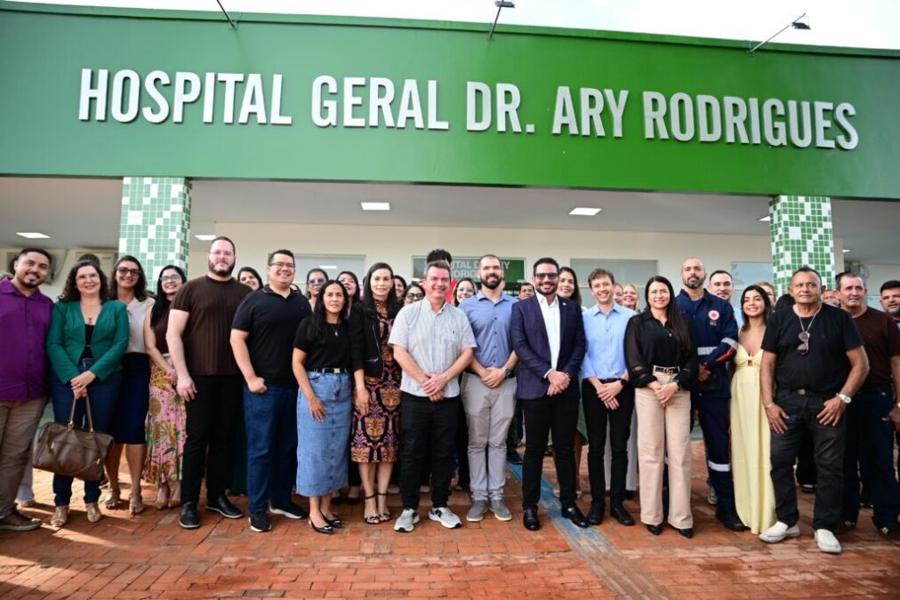 Com investimento de mais de R$ 1 milhão, governador Gladson Camelí entrega hospital revitalizado em Senador Guiomard
