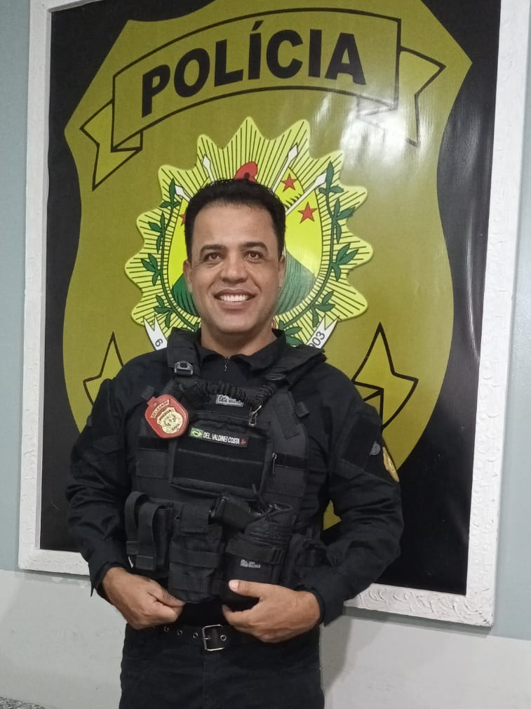 O delegado Valdinei Soares da Costa se aposenta após mais de 30 anos dedicados à segurança pública. Foto: arquivo pessoal