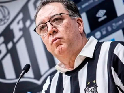 vila-belmiro-amanhece-com-faixas-de-protesto-apos-sequencia-negativa-do-santos
