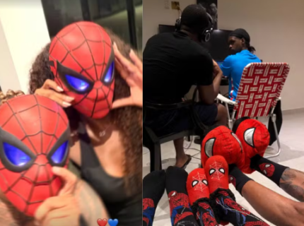 em-clima-de-romance,-mc-cabelinho-posta-com-musa-da-viradouro-em-estudio