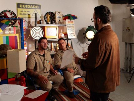 equipe-do-“comedia-sbt”-promete-resgatar-humor-raiz-nas-noites-da-emissora