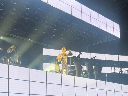 critica:-doja-cat-explica-status-de-melhor-performer-da-geracao-em-show-lotado-em-sp