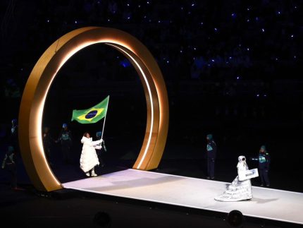 brasil-estreia-com-maior-delegacao-da-historia-na-abertura-das-olimpiadas-de-inverno