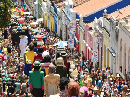 de-papa-leao-a-wagner-moura:-os-bastidores-da-criacao-dos-bonecos-de-olinda-no-carnaval
