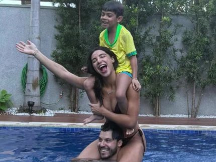 leo-huff-pede-irmaozinho-e-da-conselho-amoroso-para-gabriela-versiani:-“amar-muito”