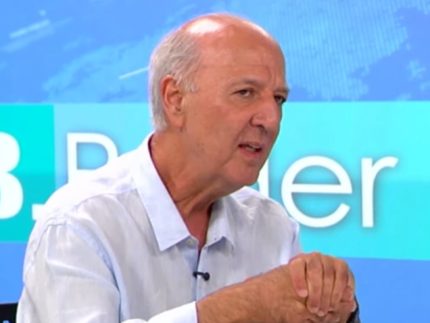 arruda-relembra-atuacao-como-governador-ao-intervir-em-posto-do-recanto-das-emas,-no-df