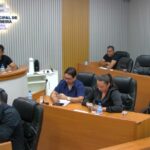 Câmara de Sena Madureira arquiva por unanimidade processo contra vereadores após sessão extraordinária