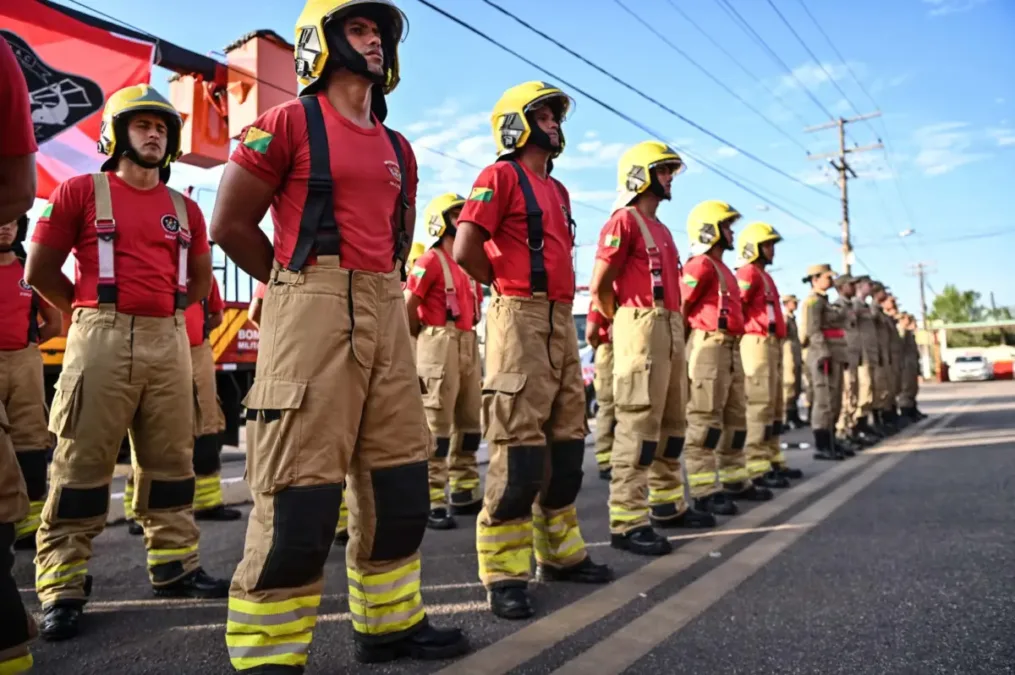 Bombeiros abrem 45 vagas para Curso de Mergulho 2026