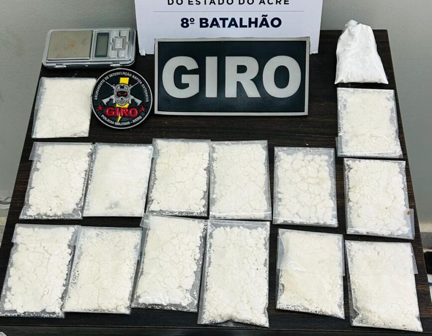 GIRO do 8º BPM apreende mais de 200g de cocaína durante patrulhamento em Sena Madureira