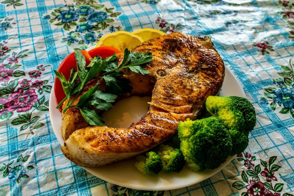 familia-coloca-pelos-em-comida-para-nao-pagar-conta-de-r$-3-mil