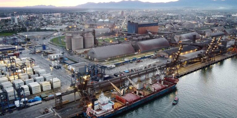 economia-brasileira-cresce-2,3%-em-2025,-revela-ibge
