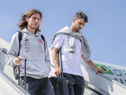 efeito-domino-no-ninho:-rodrigo-caio-deixa-comissao-do-fla-apos-saida-de-filipe-luis