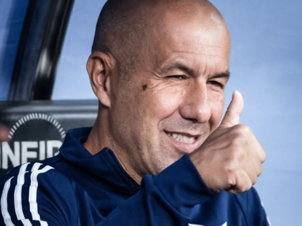 leonardo-jardim-ja-esta-no-ct-e-flamengo-ajusta-detalhes-finais-antes-do-anuncio