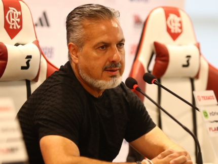 apos-saida-de-filipe-luis,-discurso-de-diretor-de-futebol-causou-incomodo-no-elenco-do-fla