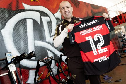 leonardo-jardim-admite-ter-sido-“ingenuo”-ao-afirmar-que-so-treinaria-o-cruzeiro-no-brasil