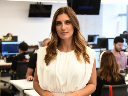 fim-do-casal-no-telejornal?-tvs-apostam-cada-vez-mais-em-ancora-solo