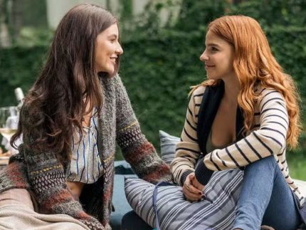 opiniao:-por-que-lorena-e-juquinha-cairam-nas-gracas-do-publico-de-“tres-gracas”?