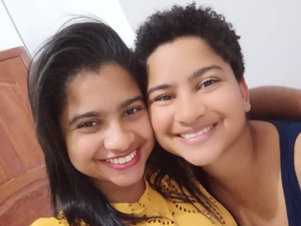 irma-de-milena,-mile-moreira-denuncia-ataques-racistas-e-perseguicao-fora-do-“bbb26”