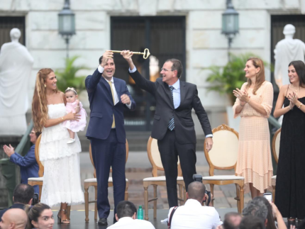 eduardo-paes-renuncia-e-cavaliere-assume-a-prefeitura-do-rio-de-janeiro