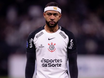 corinthians-pode-perder-memphis-para-tratamento-na-holanda-apos-lesao