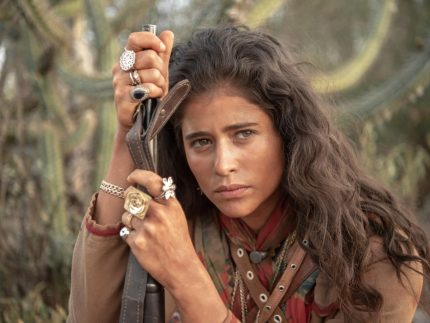 premiada-no-streaming,-“guerreiros-do-sol”-chega-a-globo-para-ocupar-faixa-das-22h