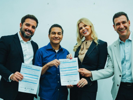 val-marchiori-se-filia-a-partido-e-se-lanca-pre-candidata-a-deputada-federal