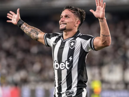 sao-paulo-acerta-salarios-por-atacante-do-botafogo,-mas-impasse-ameaca-desfecho.-entenda!