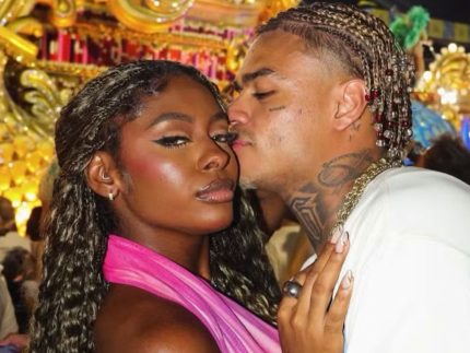 acabou!-musa-da-viradouro-confirma-termino-com-mc-cabelinho-e-faz-pedido