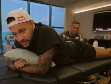 neymar-comenta-repercussao-apos-ausencia-no-brasileirao:-“faz-parte,-a-galera-vai-falar”