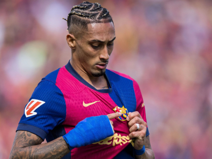 lesao-de-raphinha-aciona-seguro-da-fifa-e-pode-render-milhoes-ao-barcelona;-entenda