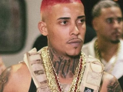 mc-poze-do-rodo-e-feito-refem-em-assalto-a-mansao-e-sofre-prejuizo-milionario