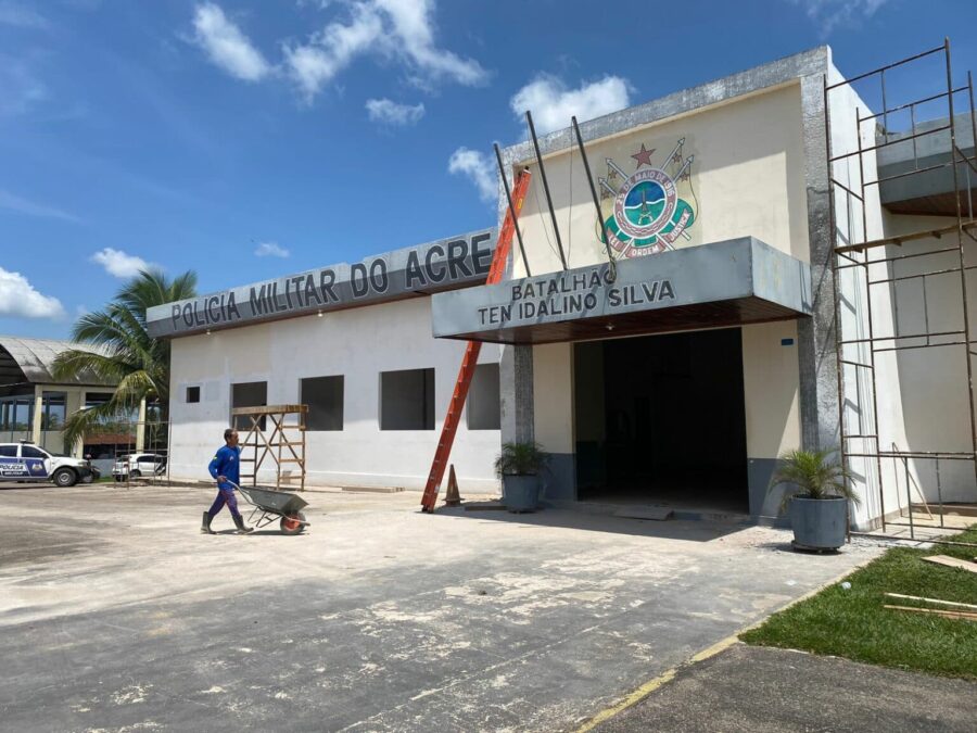 Justiça determina medidas urgentes em quartel da Polícia Militar no interior do Acre
