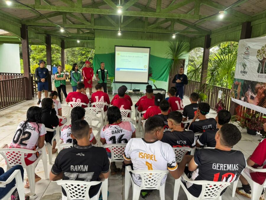 Polícia Militar realiza ação comunitária na região do Cazumbá, em Sena Madureira