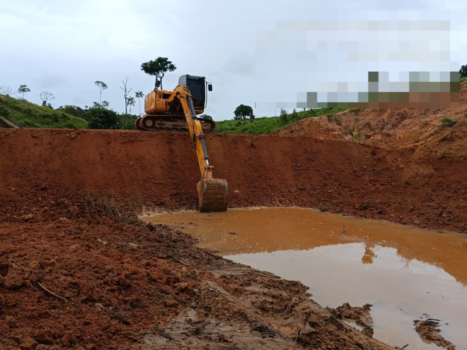 Prefeitura mantém programa de açudagem em Sena Madureira: “Vamos construir 500 açudes neste ano”, diz prefeito 