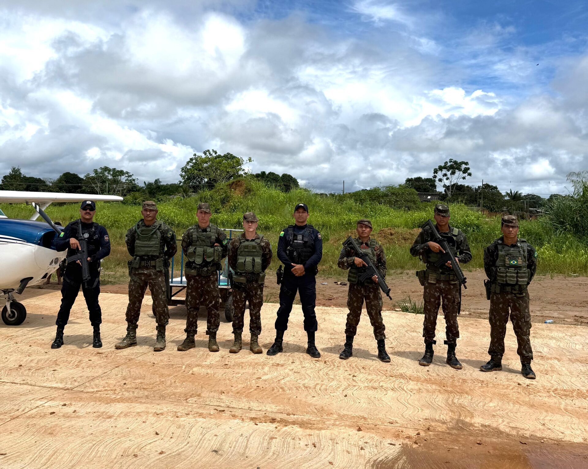 8º BPM e Exército realizam operação para reforçar segurança em Santa Rosa do Purus