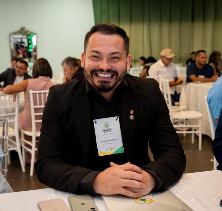 Vereador Maycon Moreira apresenta propostas voltadas à valorização do servidor e inclusão social em Sena Madureira
