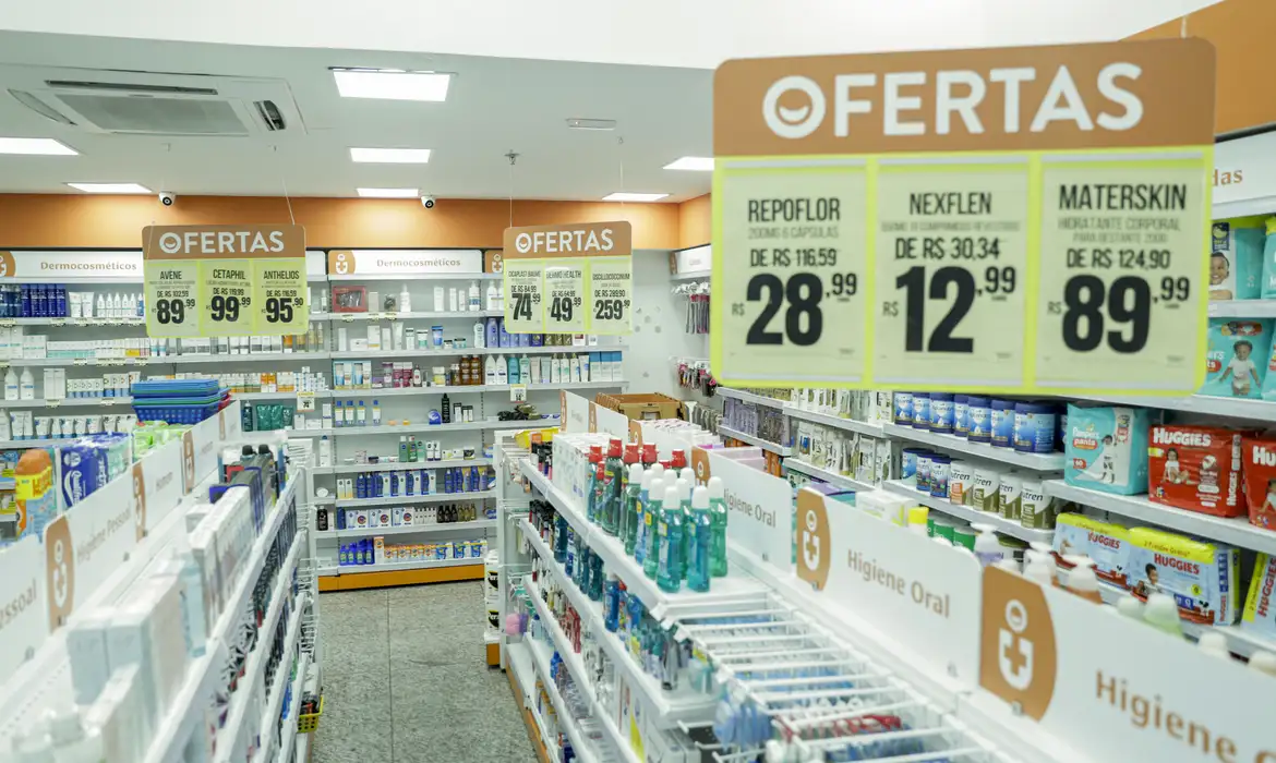 Medicamentos podem ter reajuste de até 3,81% no Brasil