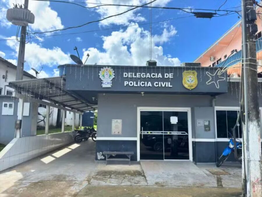 Após denúncias de 12 alunas, diretor é alvo de investigação por assédio no Acre