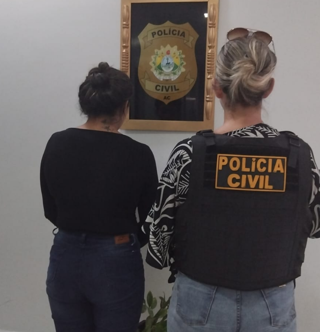 Mulher é presa em flagrante ao usar documento falso para visitar detento em Rio Branco