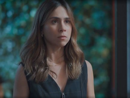 lucelia-encontra-fortuna-escondida-de-ferette-e-muda-o-rumo-da-guerra-em-“tres-gracas”