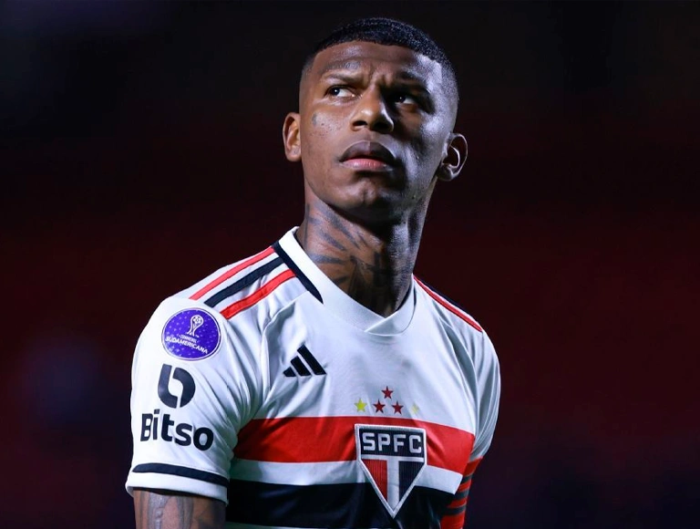 apos-sumir-sem-avisar-ao-sao-paulo,-arboleda-aparece-em-meio-a-farra-no-equador